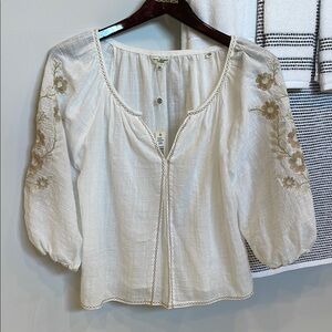 NWT Max Studio peasant top.